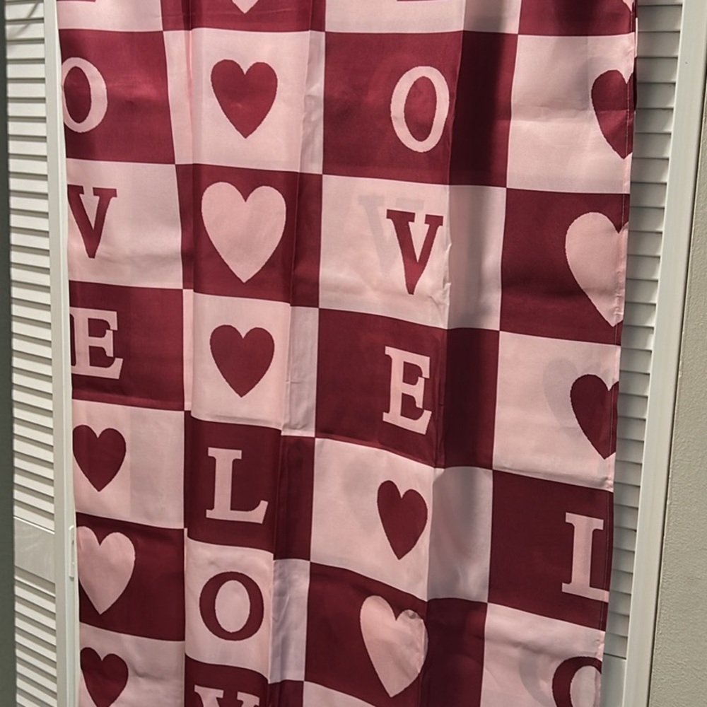 Valentines Day Shower curtain with Heart/Love shower curtain hooks
